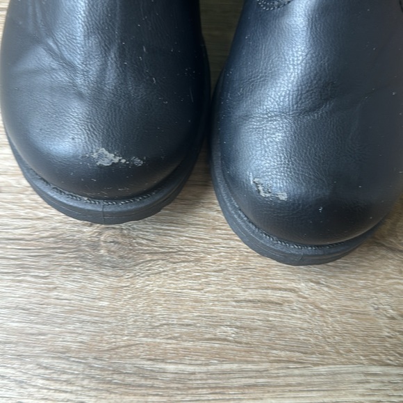 Just fab size10 boots little scuffs on the front, missing one prong on buckle - Picture 4 of 8